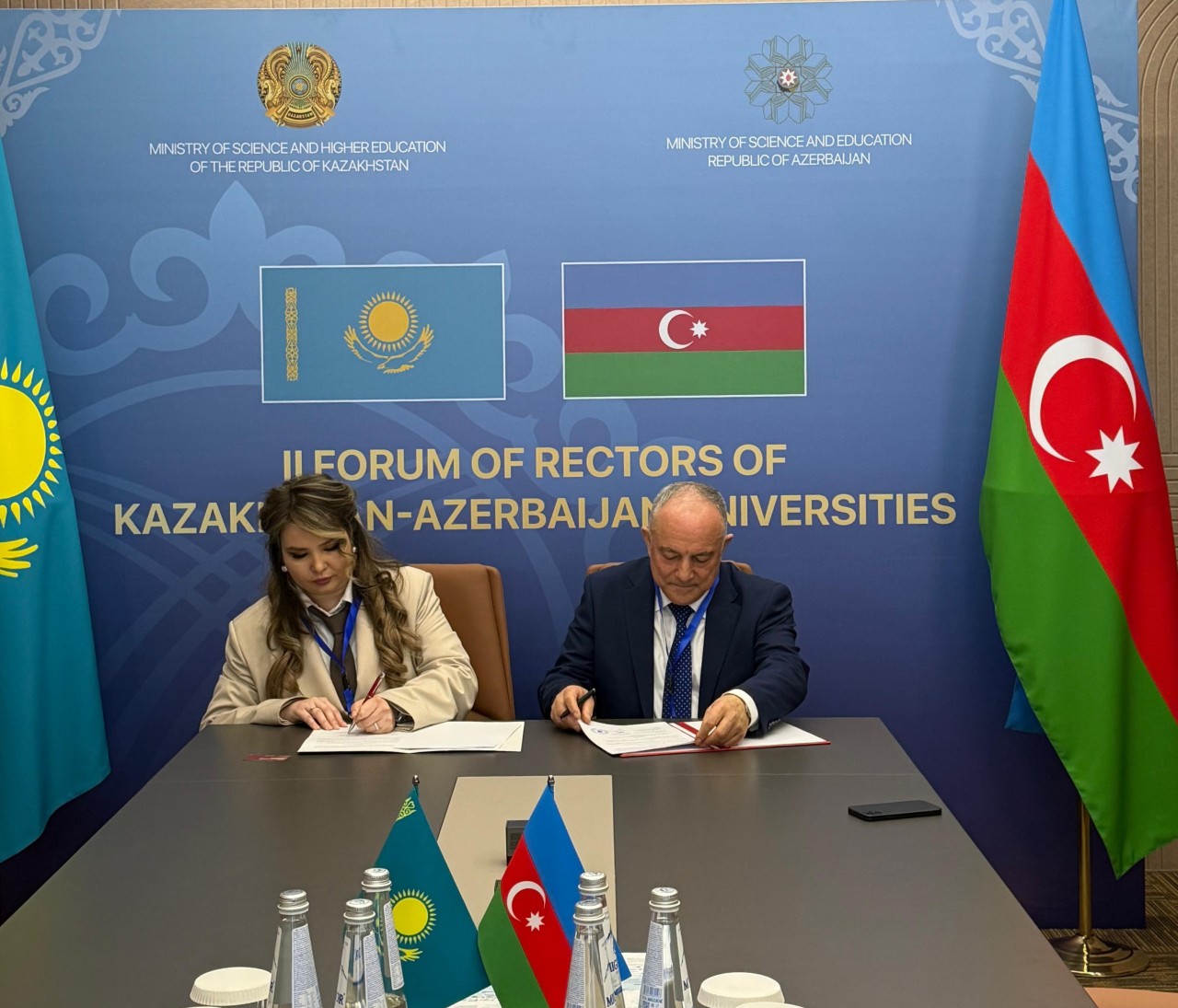 AzTU ilə Qazaxıstanın ali təhsil müəssisələri arasında memorandum imzalandı - FOTOLAR